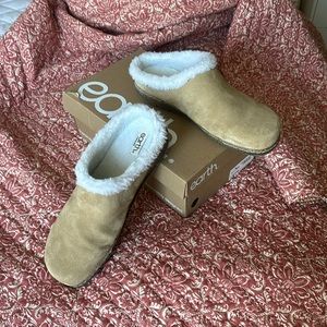 Suede Earth Slippers
